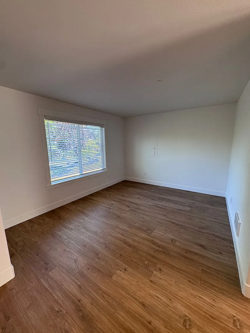 1869 Johnson Ave, DuPont, WA98327 — Photo 2