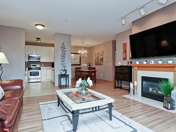 2nd image of 12795 Collegeview Dr APT 207