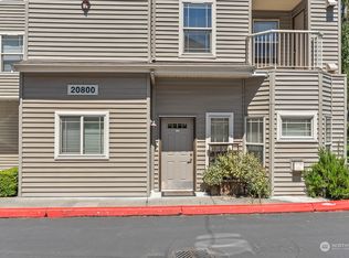 20800 72nd Ave W APT 101, Edmonds, WA 98026