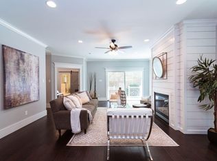 709 Enid St, Houston, TX 77009