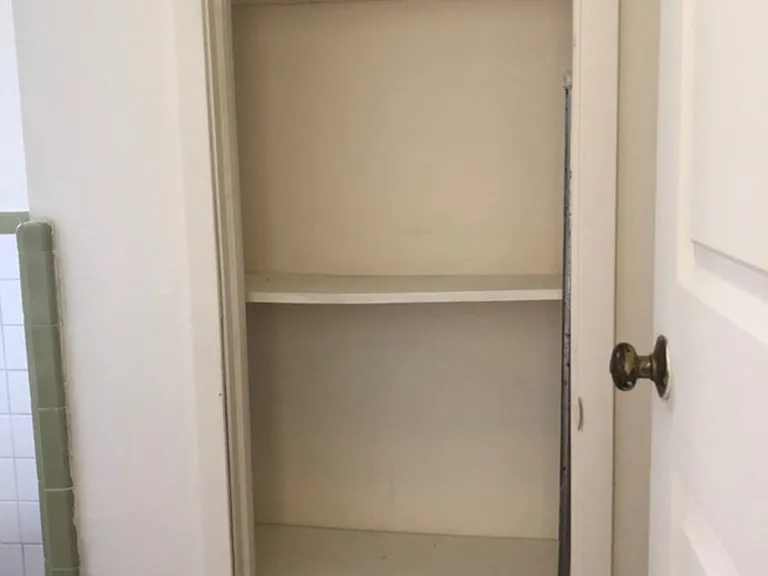 671 E Olive Rd #6 — Photo 8