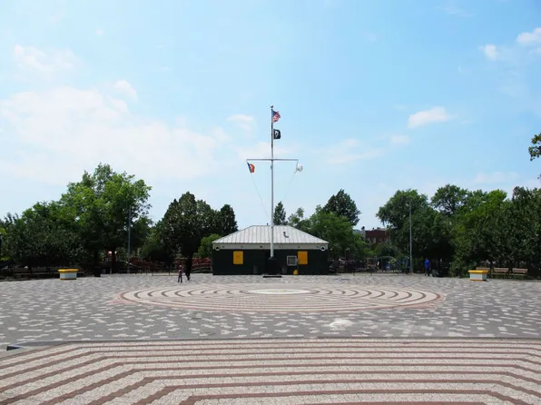 276 Suydam Street image 6 of 8