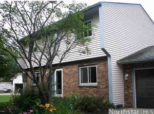 2587 English St, Saint Paul, MN 55109