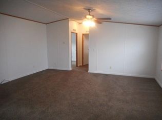 222 Park Meadow Dr, Batavia, OH 45103