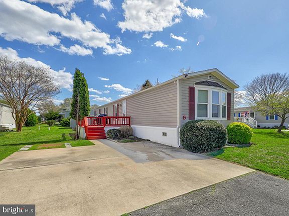 2nd image of 9 Brunswick Ln