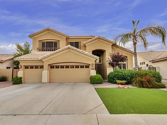 3rd image of 1858 E Dava Dr
