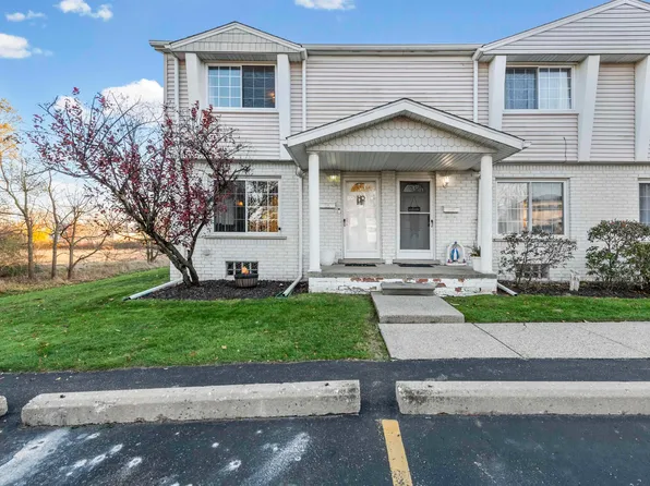 67976 Van Dyke Rd Unit 16, Washington, MI 48095