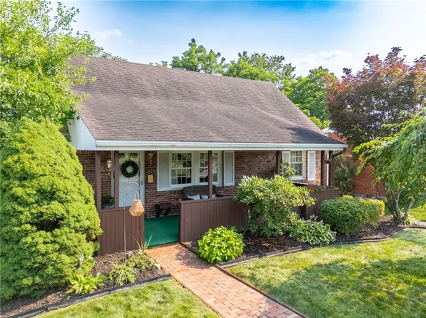 658 Lindsay Rd, Carnegie, PA 15106