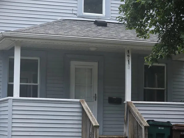 1215 E Kalamazoo St, Lansing, MI 48912