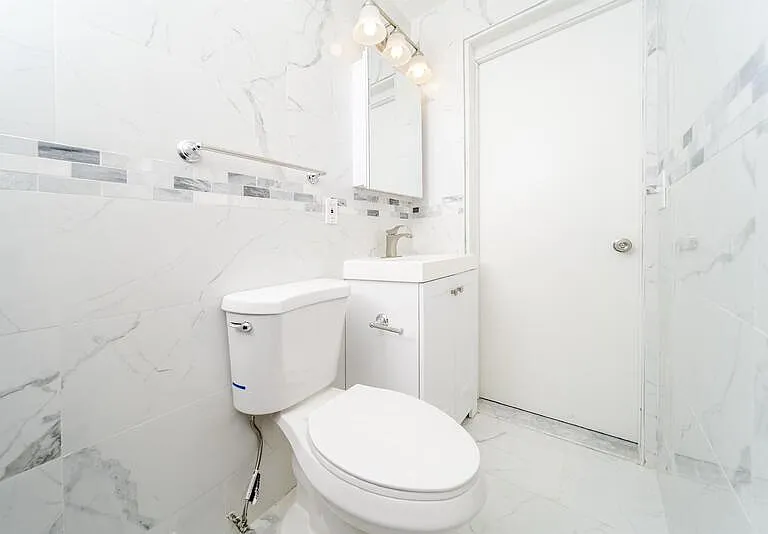 139 N Pine Ave — Photo 12