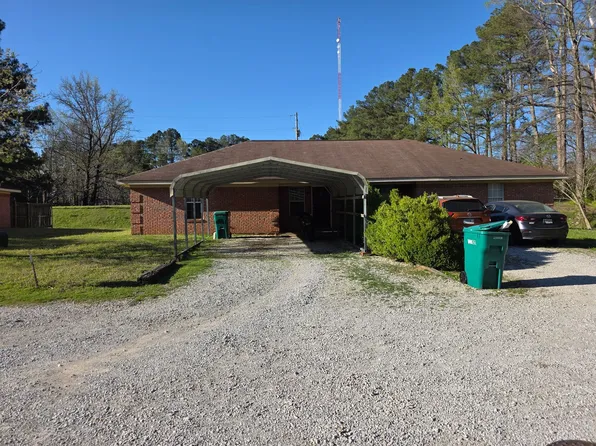 109 Stanford Dr APT 10-A, Saltillo, MS 38866