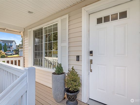 2nd image of 8016 74th Drive NE