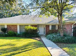 114 W Tampico St, New Iberia, LA 70563