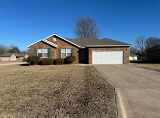 720 Aspen St, Marshfield, MO 65706