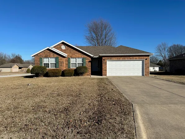 720 Aspen Street, Marshfield, MO 65706