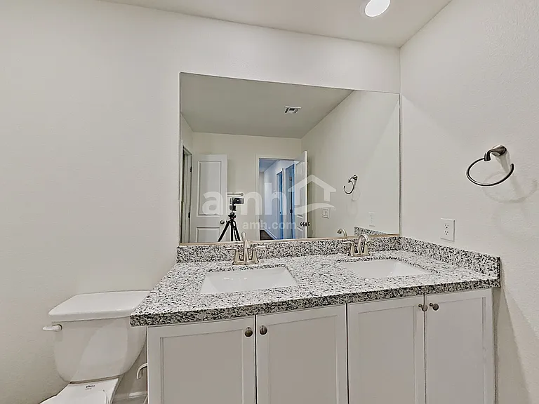 979 Nero Ave — Photo 17