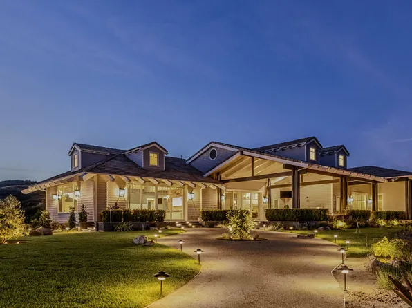 1697 W Potrero Rd, Thousand Oaks, CA 91361