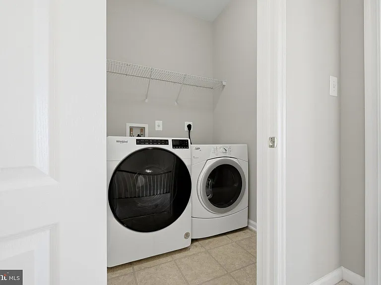 300 Kintyre Ln — Photo 27