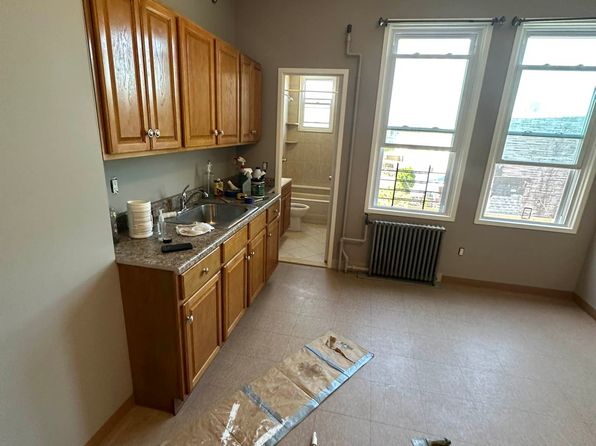 508 Woodward Ave #2R