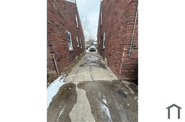 Building Photo - 5790 Oldtown St