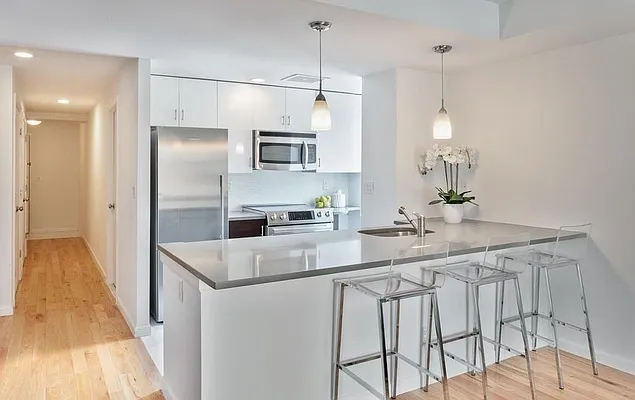 Rented by LG Fairmont Group | media 19