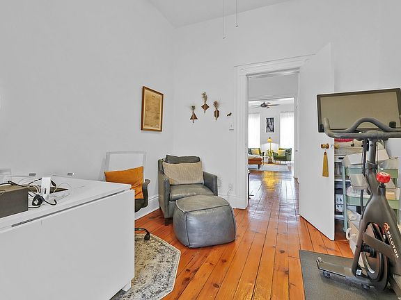 5th image of 383 5th St #1