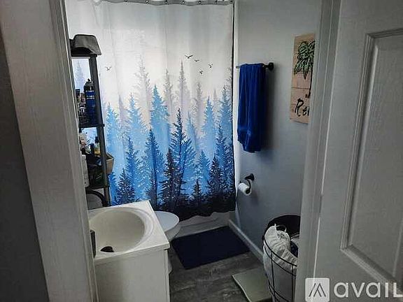 4th image of 2111 Dowd Ave APT 2