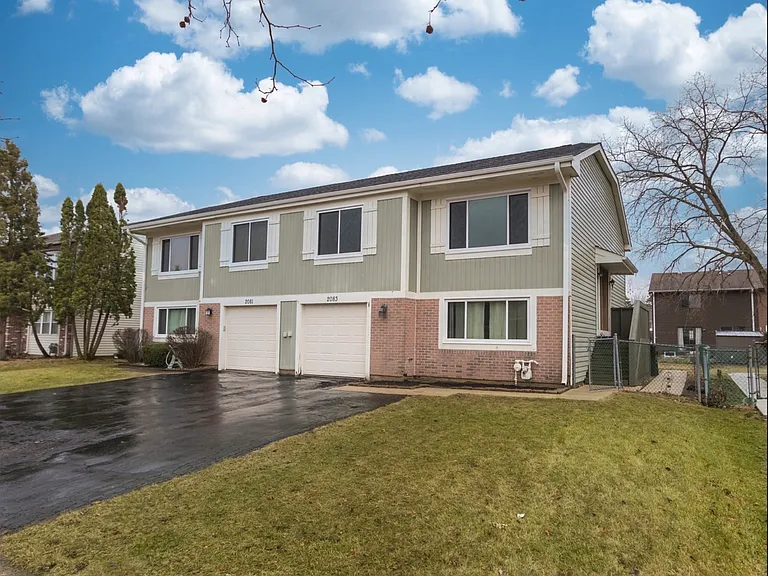 2083 Mallard Ln — Photo 1