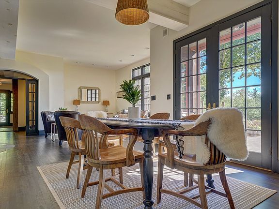 4th image of 49 Cricket Rdg