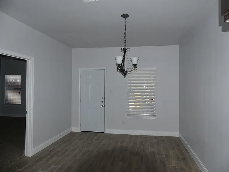 1903 Morgan St — Photo 7