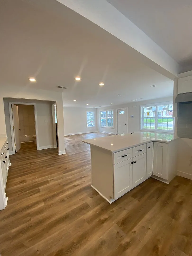 788 N Merton Street Memphis, TN 38112 — Photo 3