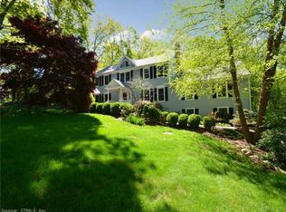 48 Pine Tree Hill Rd, Shelton, CT 06484