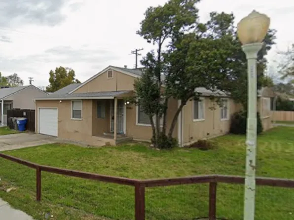 5561 48th St, Sacramento, CA 95820