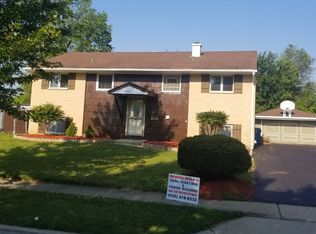 1367 Glen Hill Dr, Glendale Heights, IL