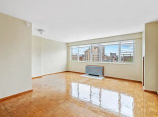 87-50 167th St #3K, Jamaica, NY 11432