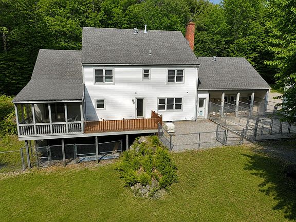 4th image of 127 Brimstone Corner Road