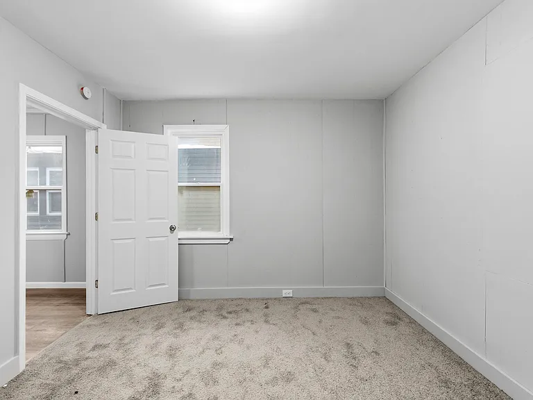 1930 Coltman Rd #3 — Photo 14