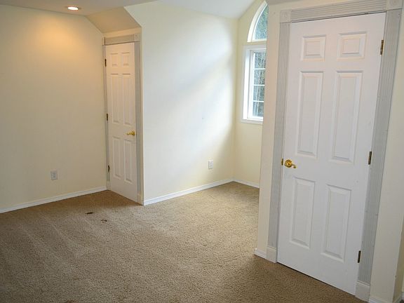 5th image of 22015 SE 358th St