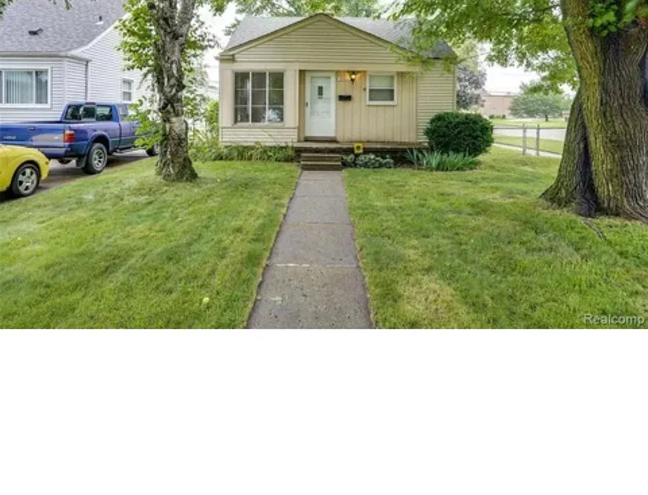 19904 Centralia