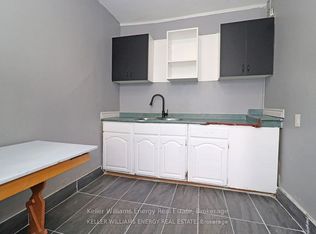 84 Simcoe St N #1, Oshawa, ON L1G4S2