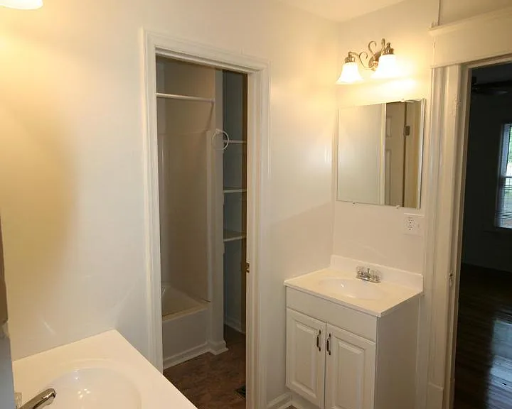 1005 N Buchanan Blvd #A — Photo 8