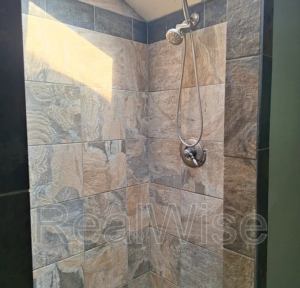 1711 Apache Dr — Photo 29