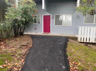 5250 Amy St APT 7, West Linn, OR 97068