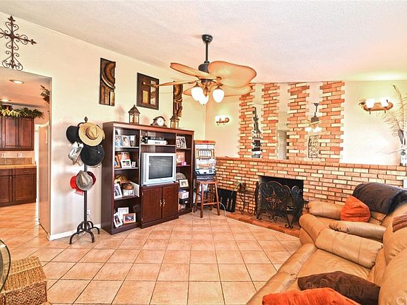 5th image of 3889 Teton Ct