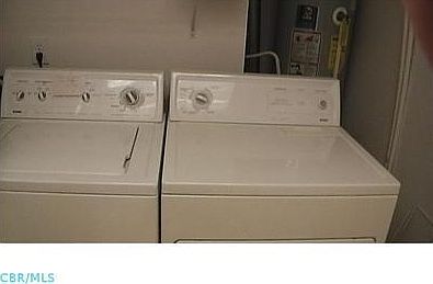 5th image of 545 Chuckas Ct E