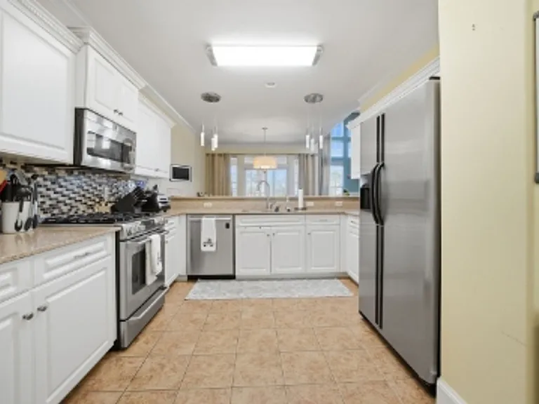 1005 Bay Breeze Dr — Photo 27