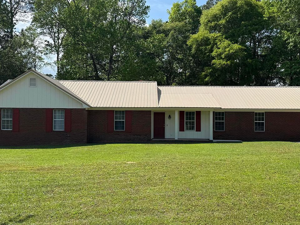 1st image of 355 Summerhill Rd