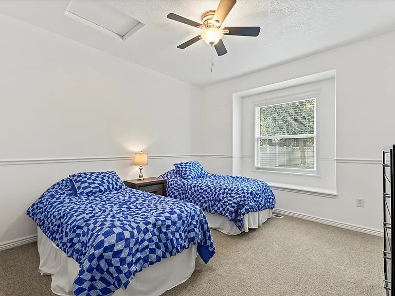 2544 W Teano Dr — Photo 12