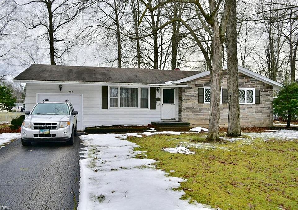 1st image of 3869 Bryant Dr