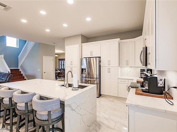 5th image of 2564 Keystone Lake Dr